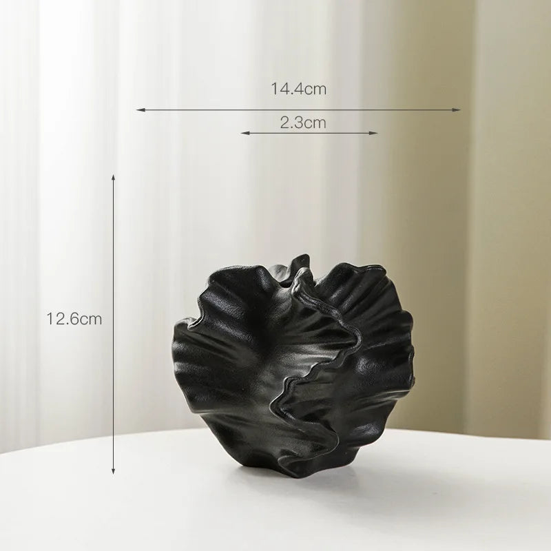 Art Minimalist Vase Ornament Ceramic Coral Vase Nordic White Hotal Office Living Room Desktop Center Decoration